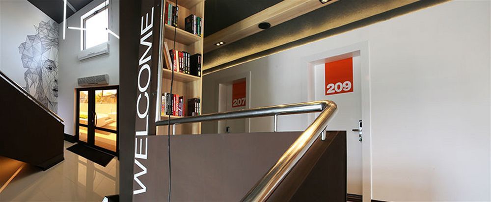 Futuro Hotel Бишкек Екстериор снимка
